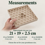 A hand holds a beige honeycomb drip tray beside its approximate dimensions: 21 × 19 × 2.5 cm per tray. Labels specify two tray sets for 45 cm ÅKERBÄR and SOCKER greenhouses, or three sets for the 65 cm ÅKERBÄR.