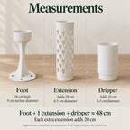 Measurements for the modular white moss pole system: 18 cm foot with 9 cm anchor, 6.5 cm-wide extension adding 20 cm, and 6.5 cm-wide dripper adding 10 cm. One extension creates an assembled height of about 48 cm.